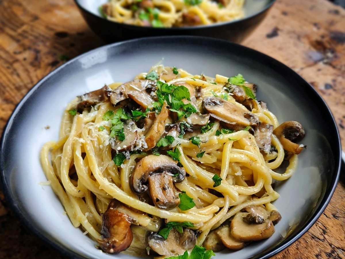 Schnelle Pilzpasta: Cremig, Lecker & Einfach Zubereitet - Bild 1