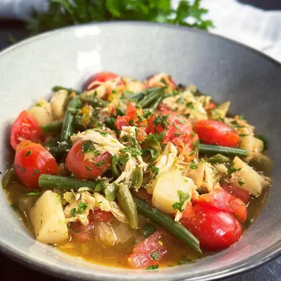 Low Carb Kohlrabi-Ragout mit Tomaten & Bohnen